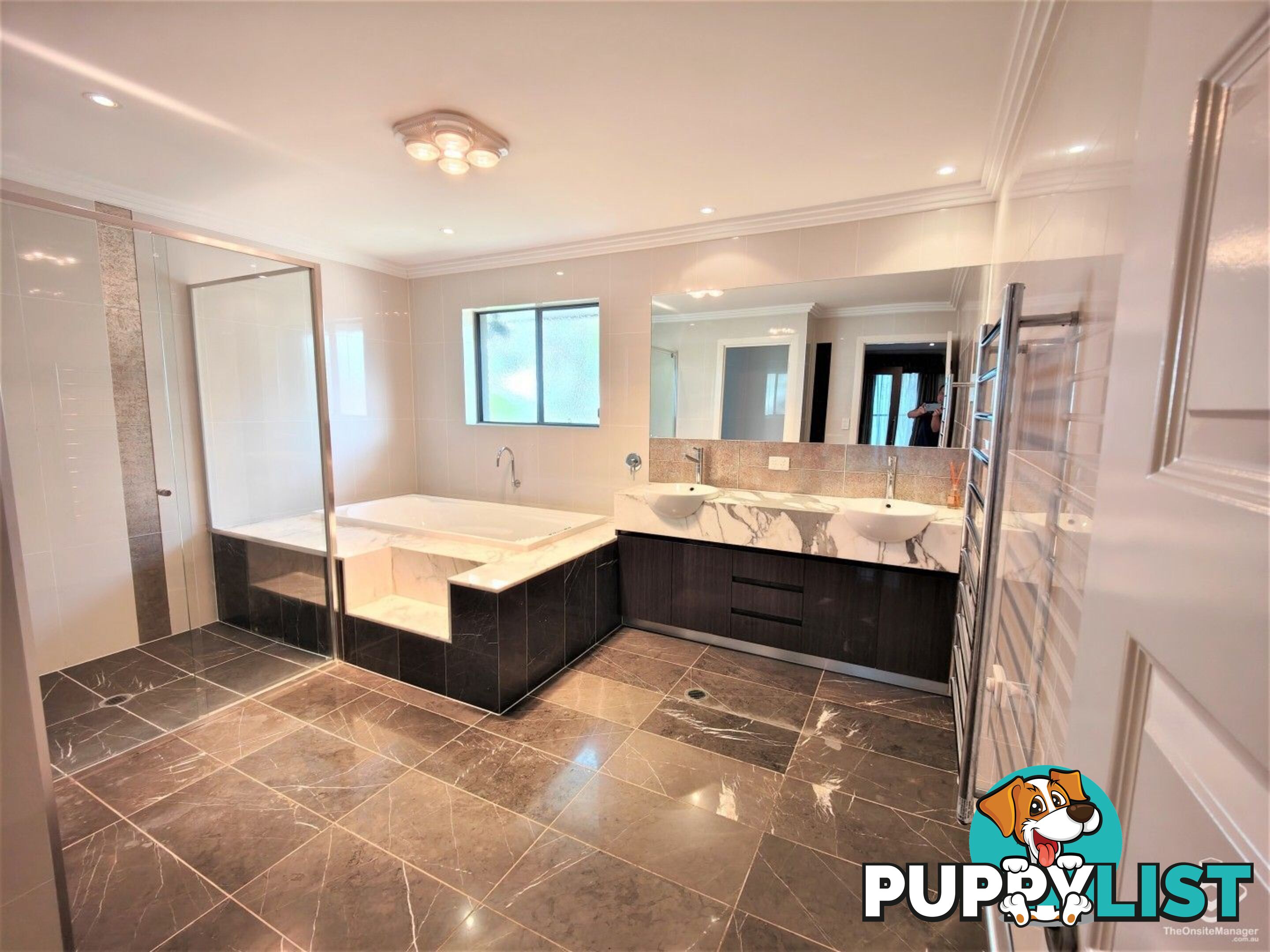 28 Archer Street Upper Mount Gravatt QLD 4122