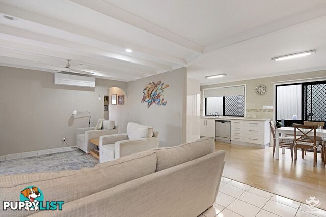 6 Sylvan Drive Benowa QLD 4217