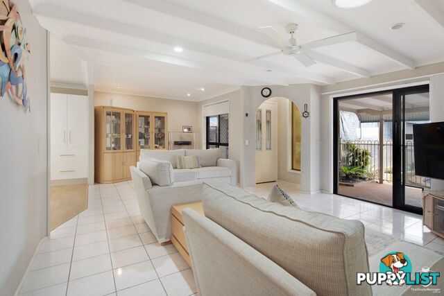 6 Sylvan Drive Benowa QLD 4217