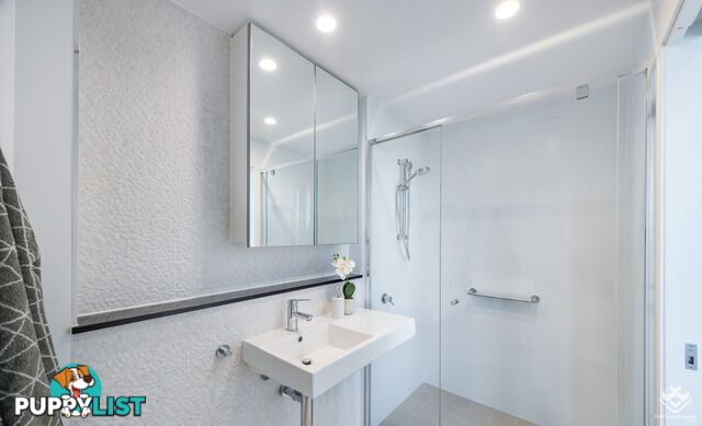 1801/12 Cunningham Street Newstead QLD 4006