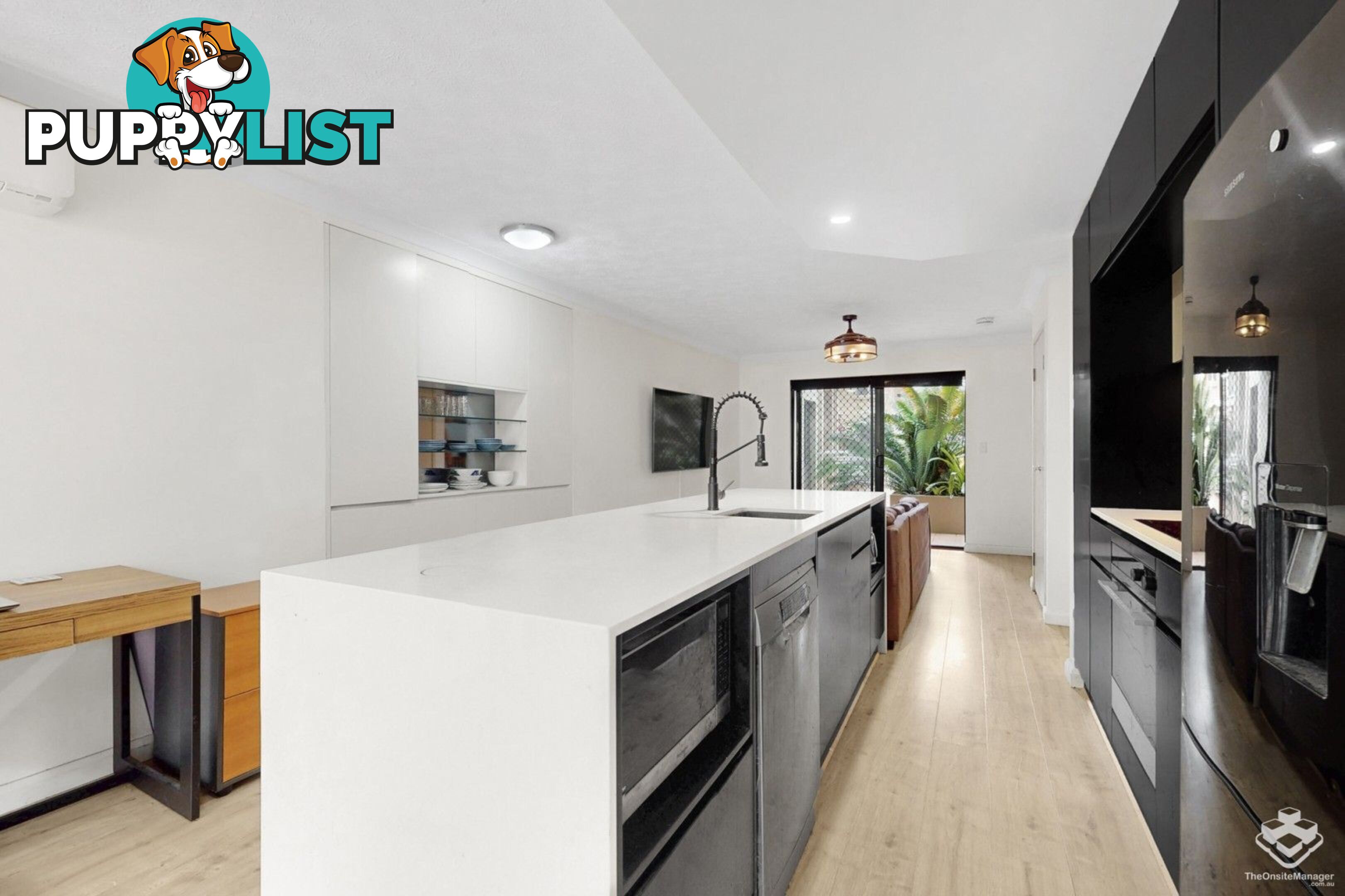 Unit 2/13-15 Illawong Street Chevron Island QLD 4217