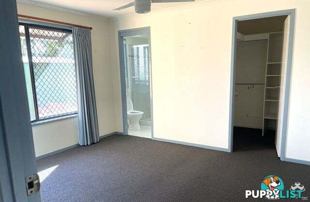 32/9A Browning Boulevard Battery Hill QLD 4551