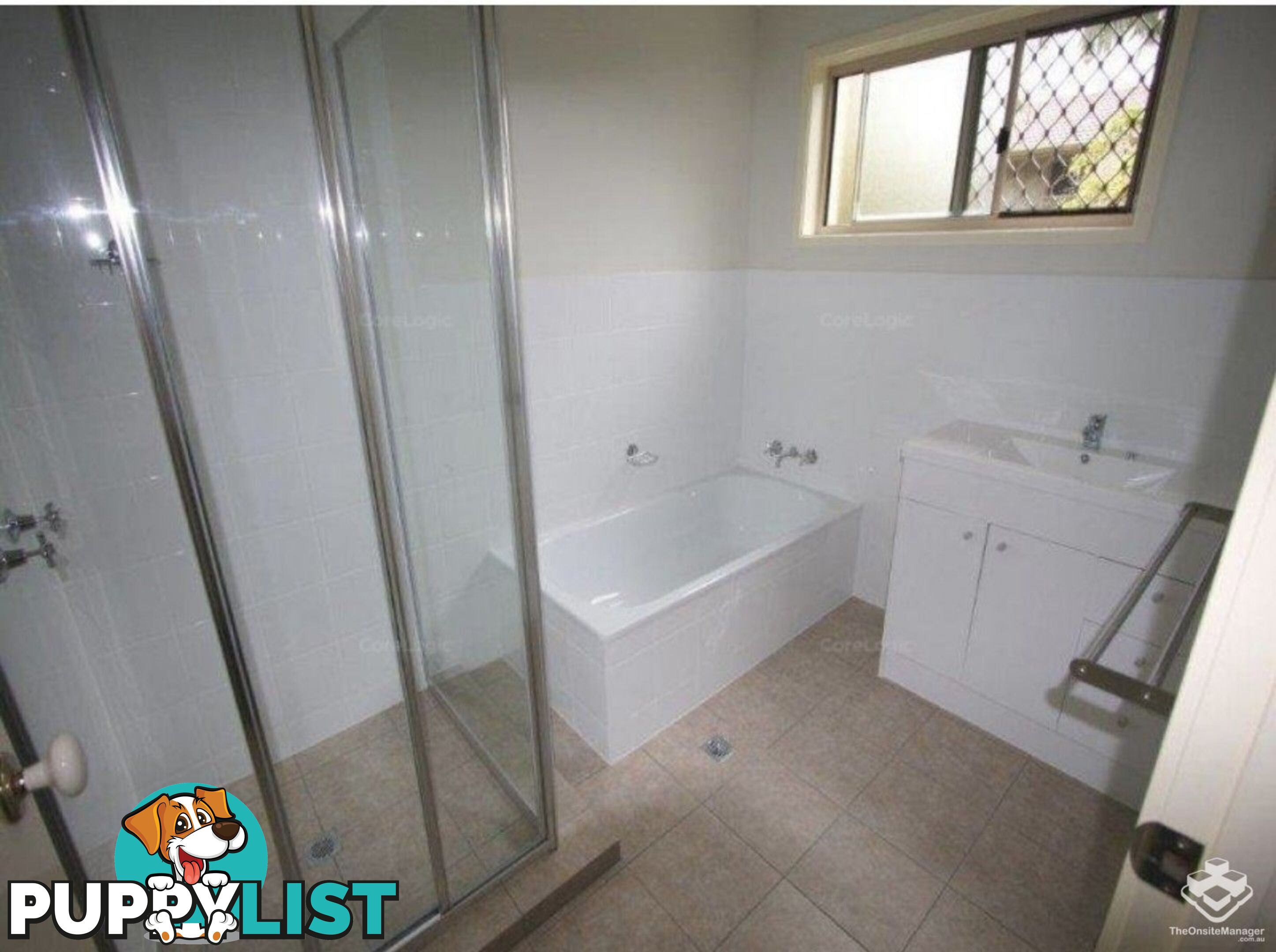 12 Clayton Street Labrador QLD 4215