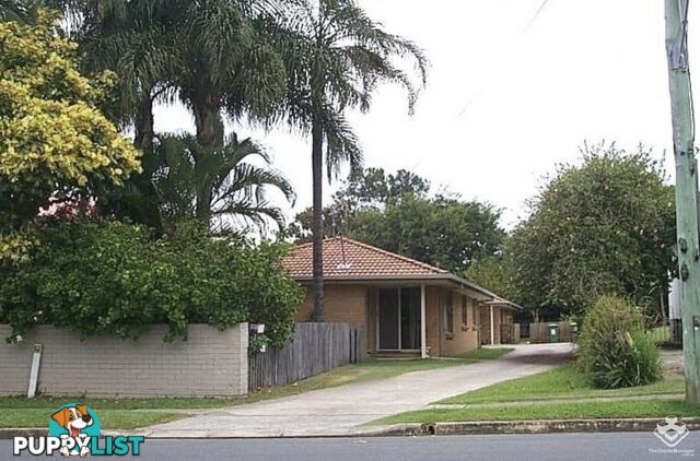 12 Clayton Street Labrador QLD 4215