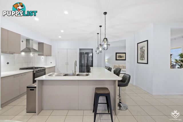 7 Whitecedar Circuit North Lakes QLD 4509
