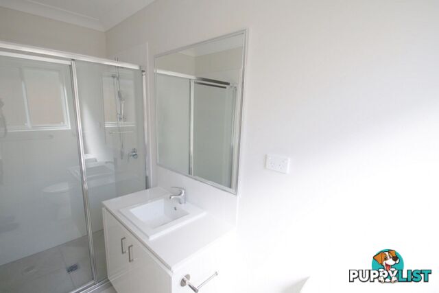 11 Eileen Ct Logan Reserve QLD 4133