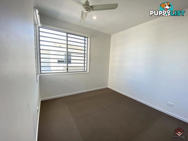 4/6-8 South Bay Drive Varsity Lakes QLD 4227