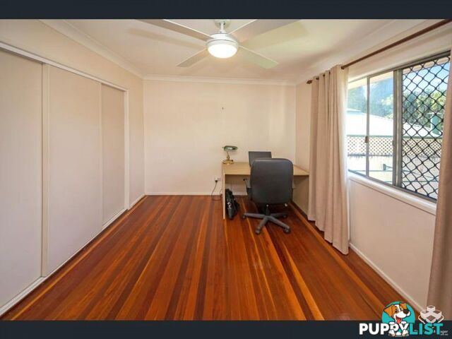 88 Pareena Crescent Mansfield QLD 4122
