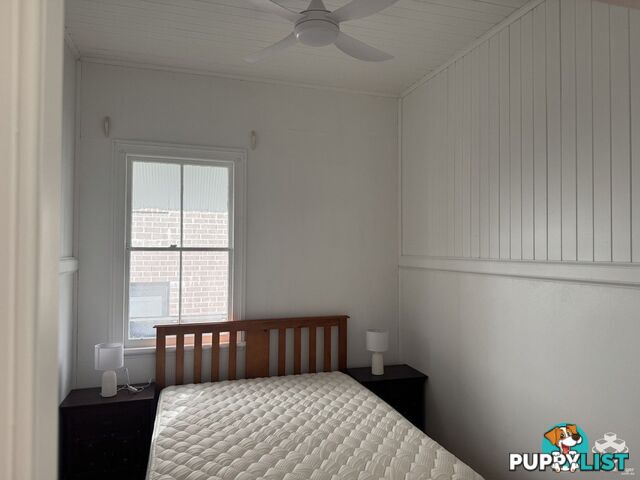 34 Lenneberg Street Southport QLD 4215