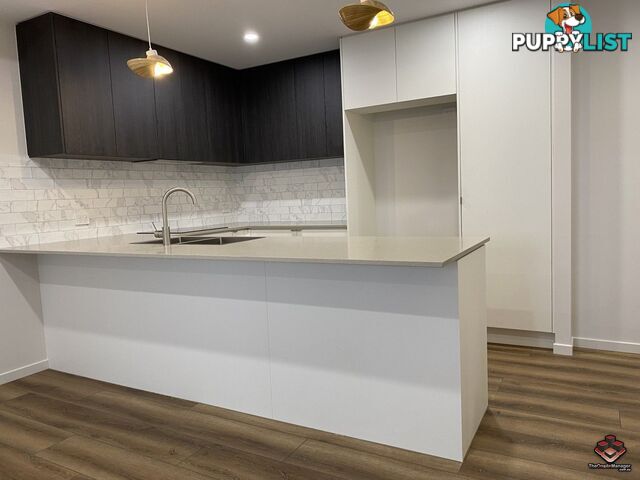 ID:21102895 30 Careel Close Helensvale QLD 4212