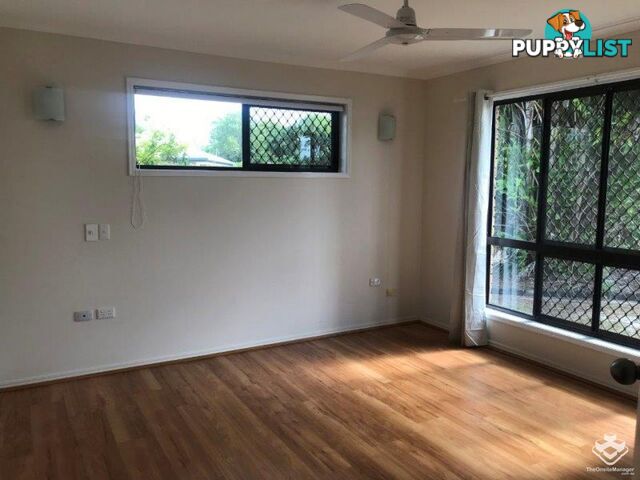 Point Vernon QLD 4655