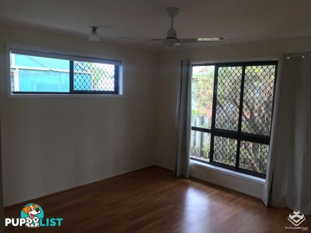 Point Vernon QLD 4655