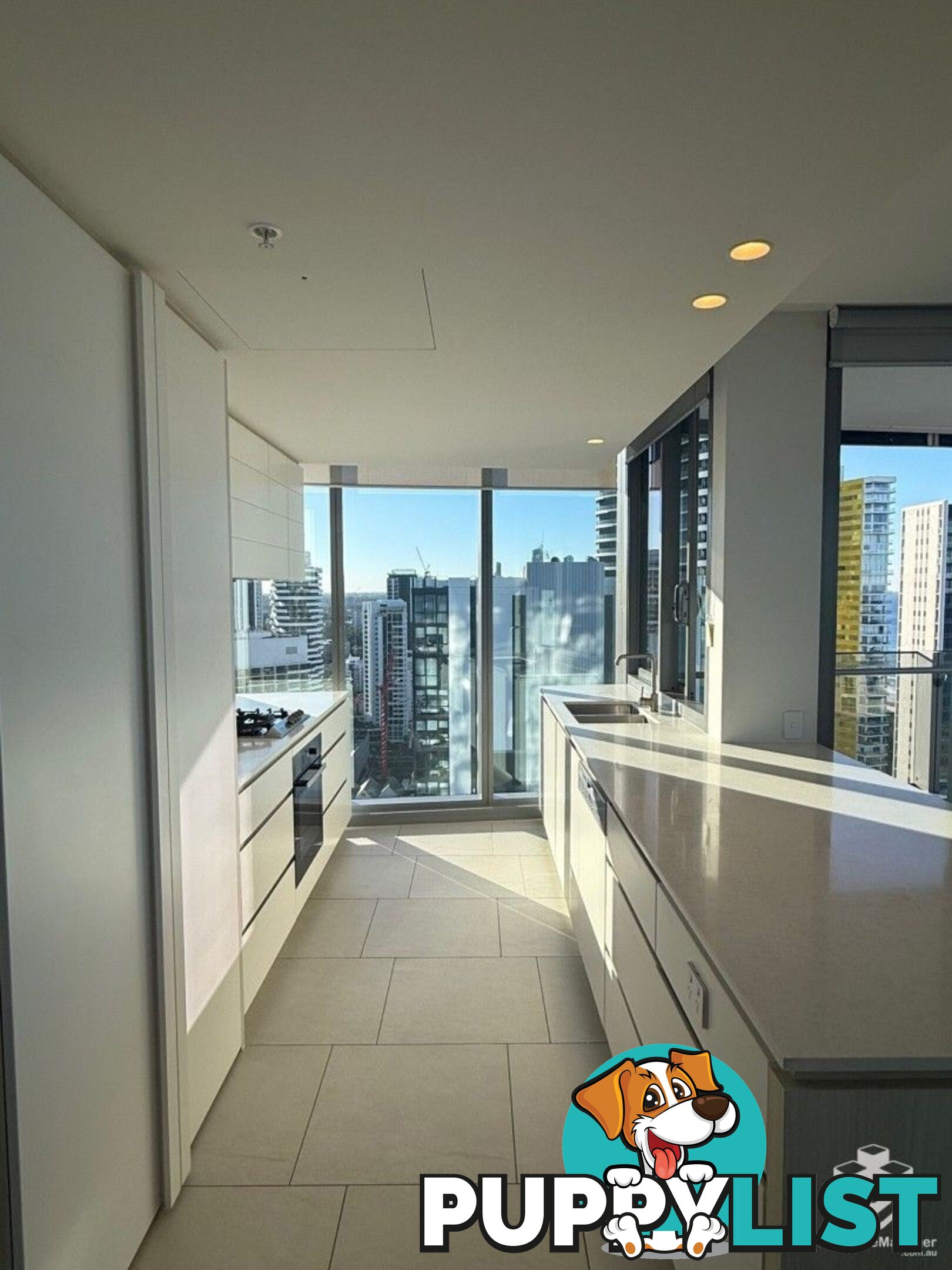 ID:21155502 12 Philip Avenue Broadbeach QLD 4218