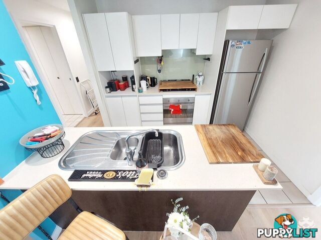 M04063/92-100 Quay Street Brisbane city QLD 4000