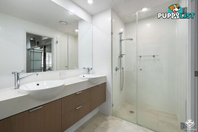 1034/3029 The Boulevard Carrara QLD 4211