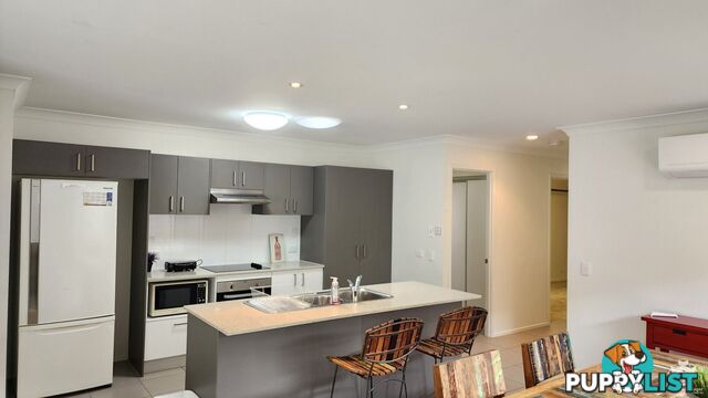 ID:21158460 230 Pulgul Street Urangan QLD 4655