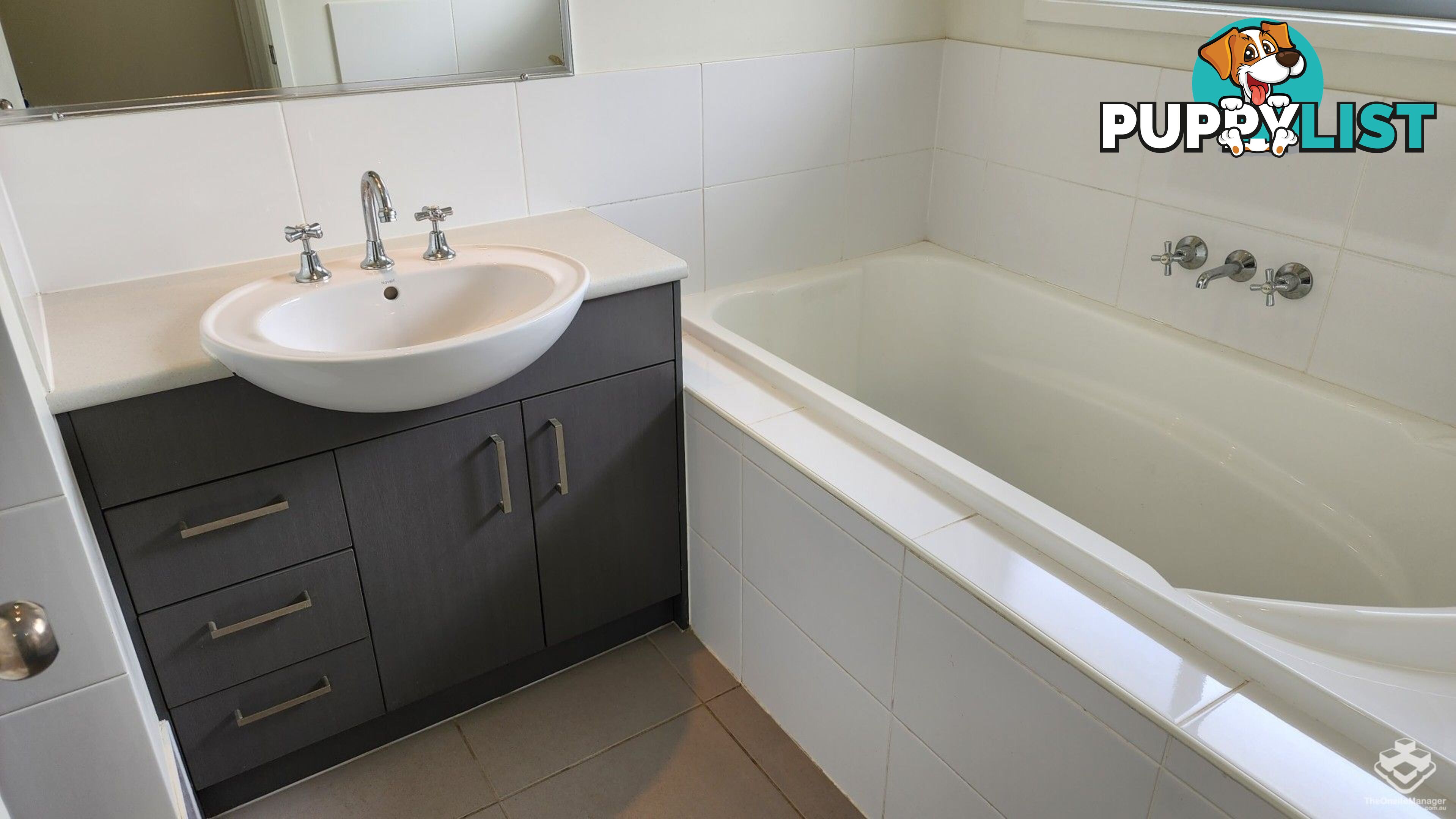 ID:21158460 230 Pulgul Street Urangan QLD 4655