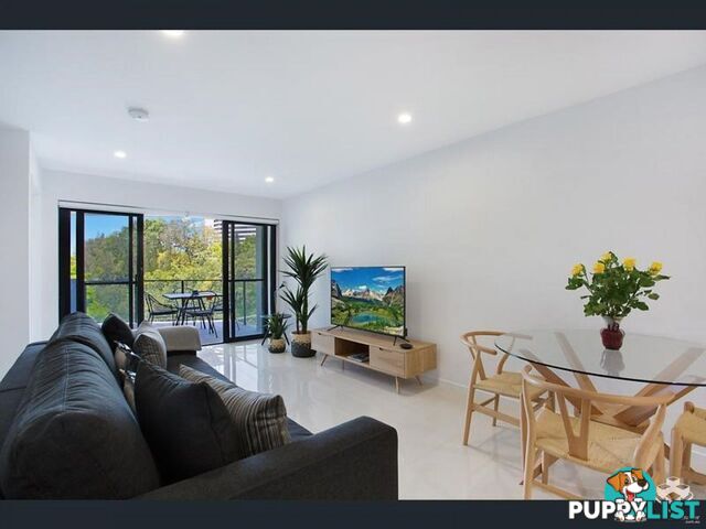 ID:21154241 9 Hooker Boulevard Broadbeach Waters QLD 4218