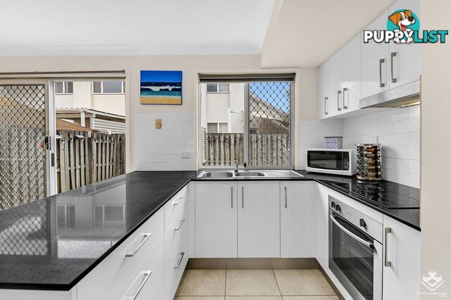 81/300 Cottesloe Drive Mermaid Waters QLD 4218