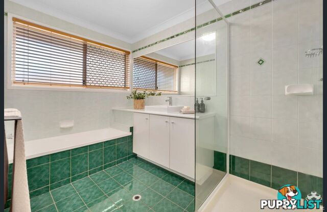 2 Regal Place Aspley QLD 4034