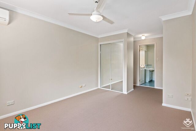 90 Oakleaf Street Eight Mile Plains QLD 4113