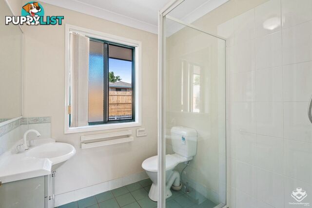 90 Oakleaf Street Eight Mile Plains QLD 4113