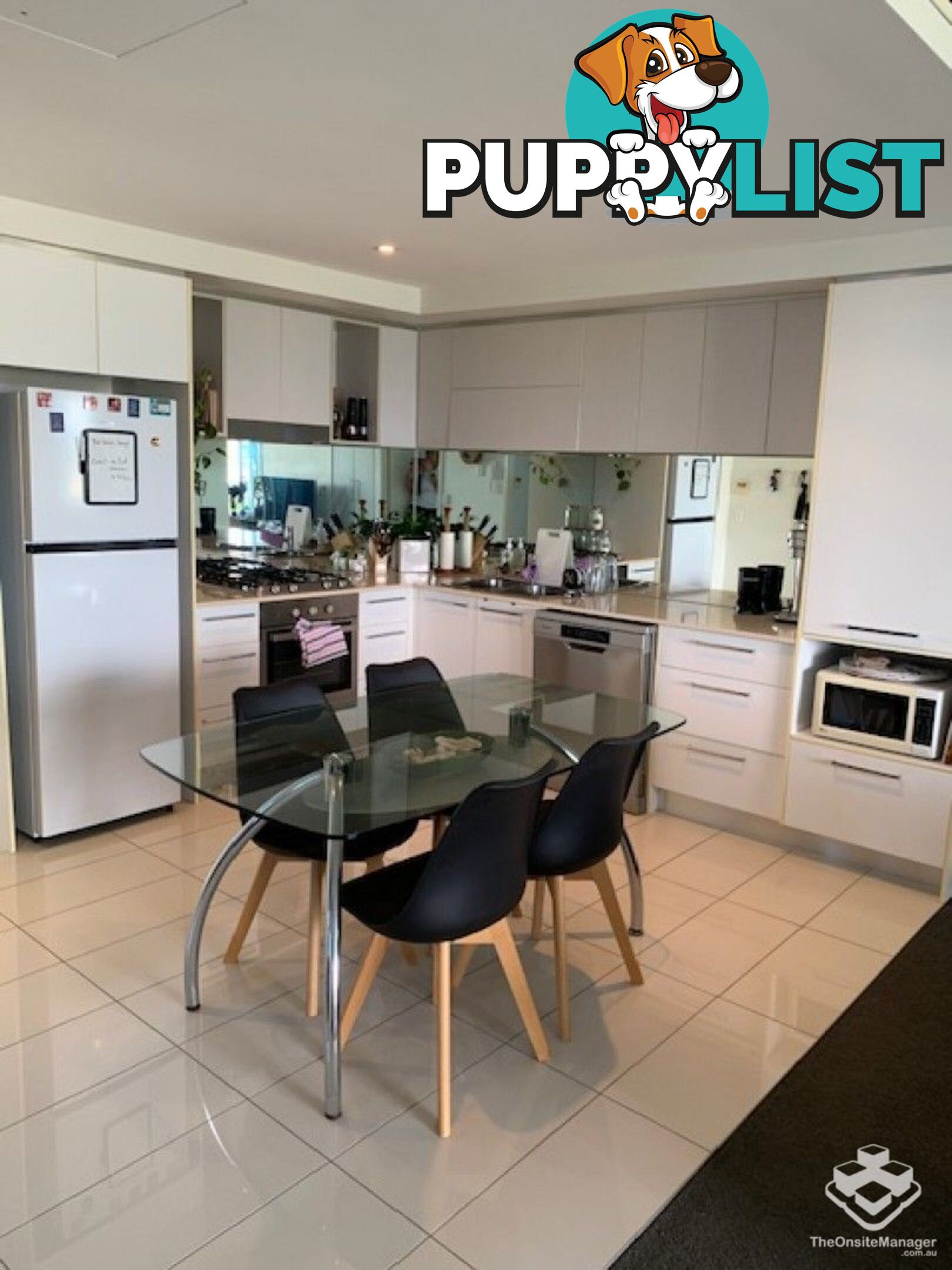 ID:21157964 430 Marine Parade Biggera Waters QLD 4216