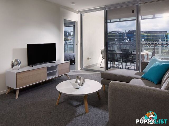 1310/70 Longland Street Newstead QLD 4006