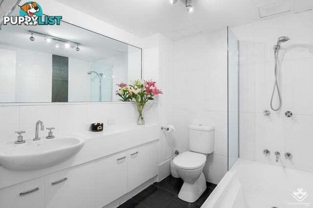 ID:21157418 7 West Burleigh Road Burleigh Heads QLD 4220