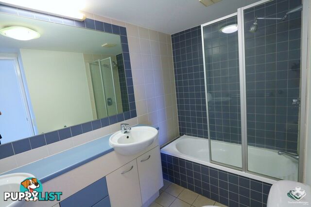 ID:21156024 68-70 Norman Crescent Norman Park QLD 4170