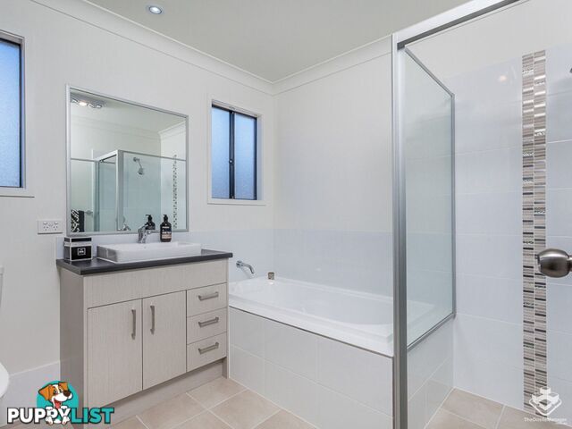 ID:21152999 61 Caboolture River Road Morayfield QLD 4506