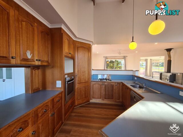 6 Hull Court Highfields QLD 4352