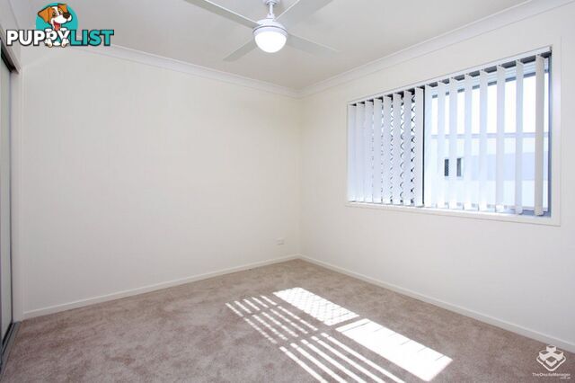 11 / 12 Singh Street Wynnum West QLD 4178