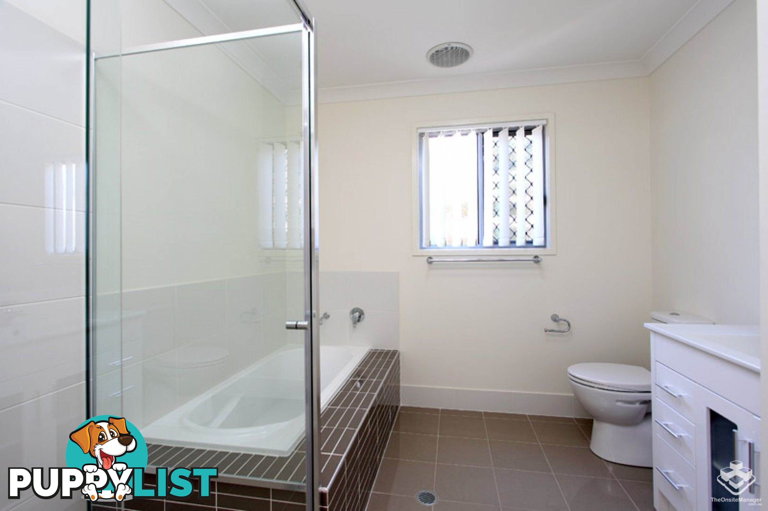 11 / 12 Singh Street Wynnum West QLD 4178