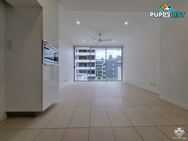 G09 / 66 Manning Street South Brisbane QLD 4101