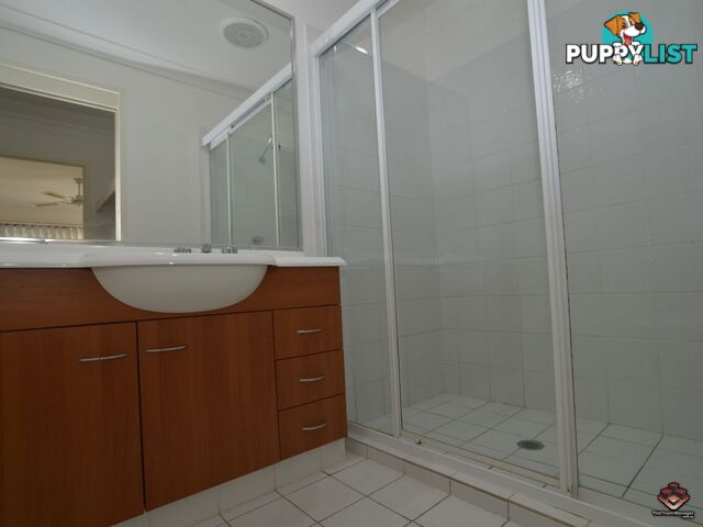 24 Amsonia Court Arundel QLD 4214