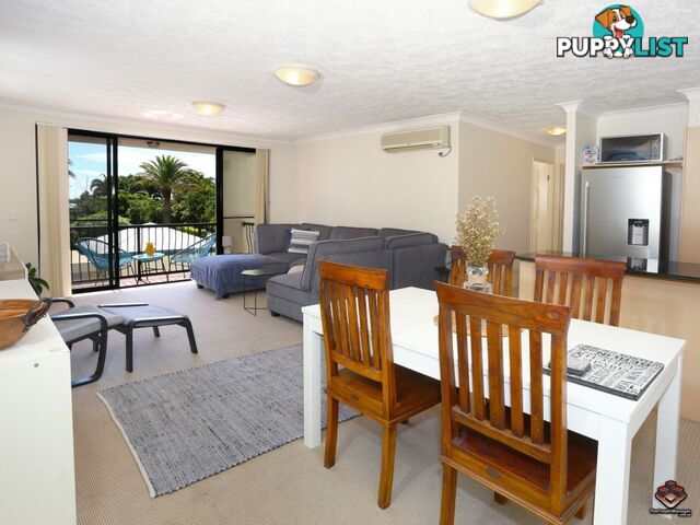 38 Labrador Street Labrador QLD 4215