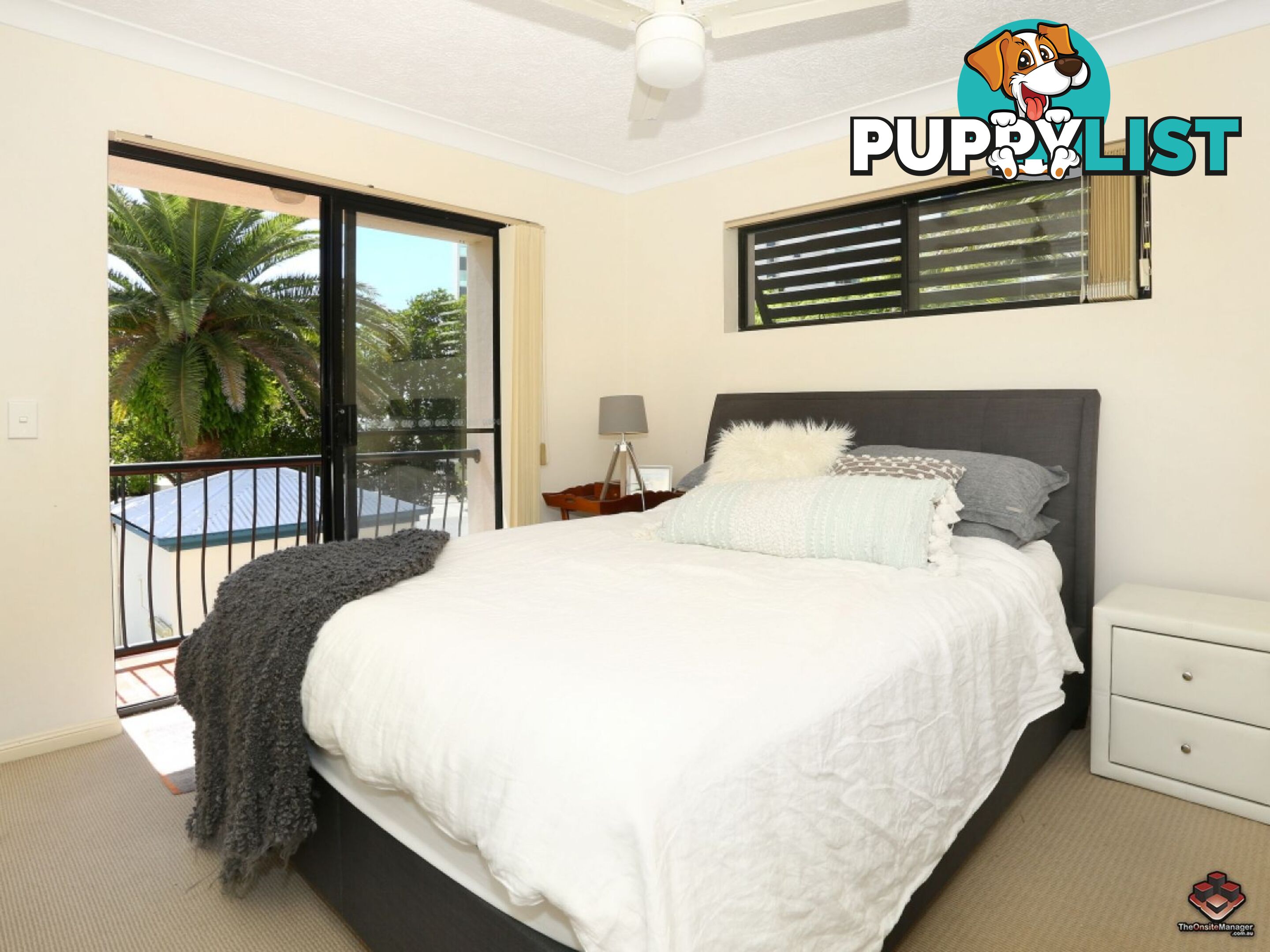 38 Labrador Street Labrador QLD 4215