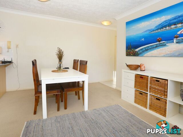 38 Labrador Street Labrador QLD 4215