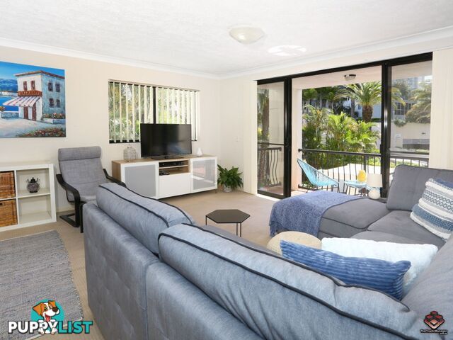 38 Labrador Street Labrador QLD 4215