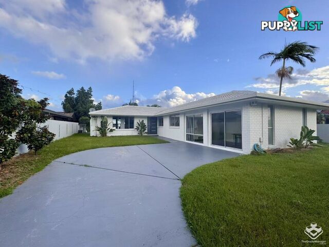 19 Rudd Street Broadbeach Waters QLD 4218