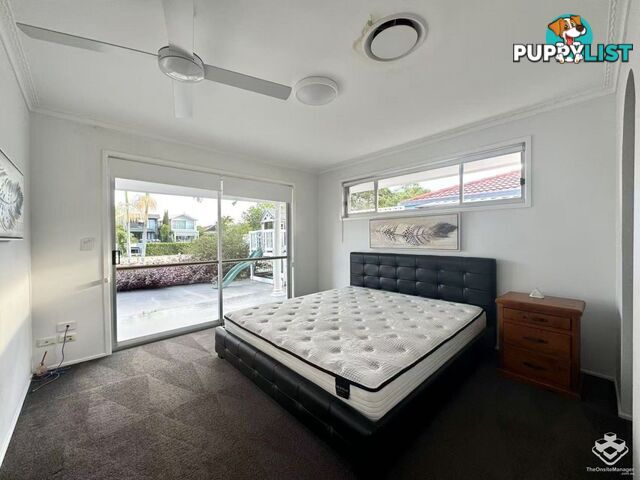 19 Rudd Street Broadbeach Waters QLD 4218