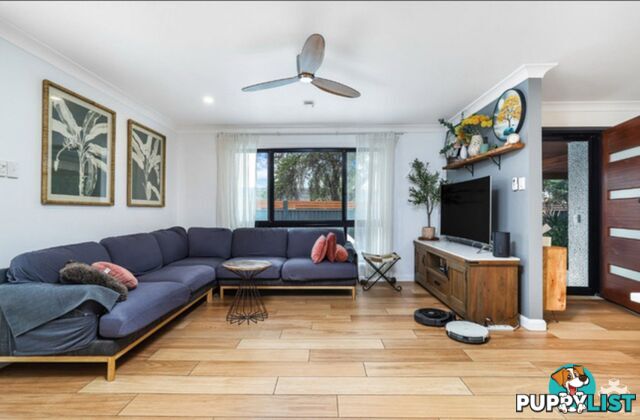 2 Nevenia Street Labrador QLD 4215