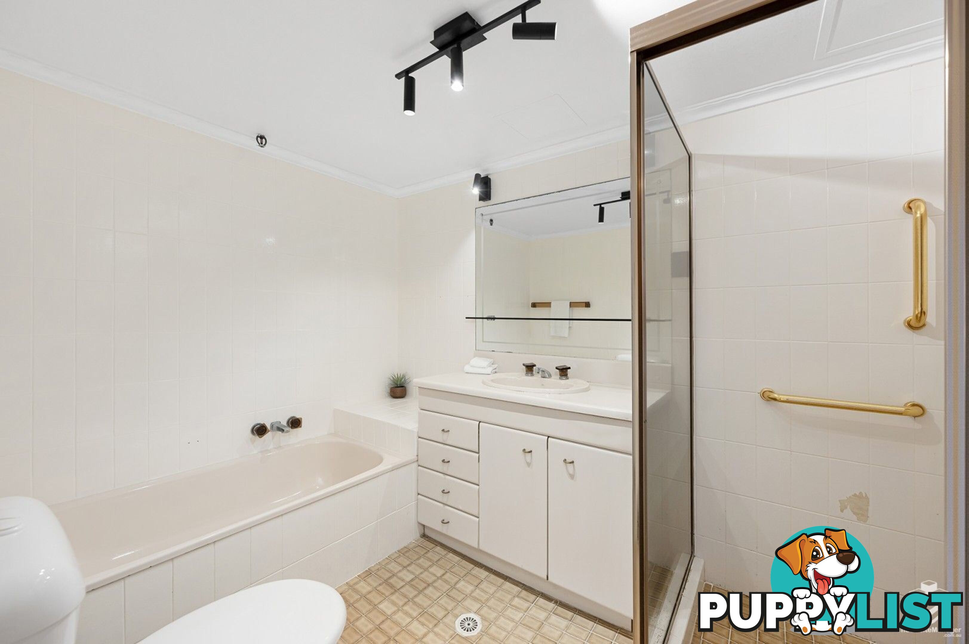 ID:21153026 4-12 Old Burleigh Road Surfers Paradise QLD 4217