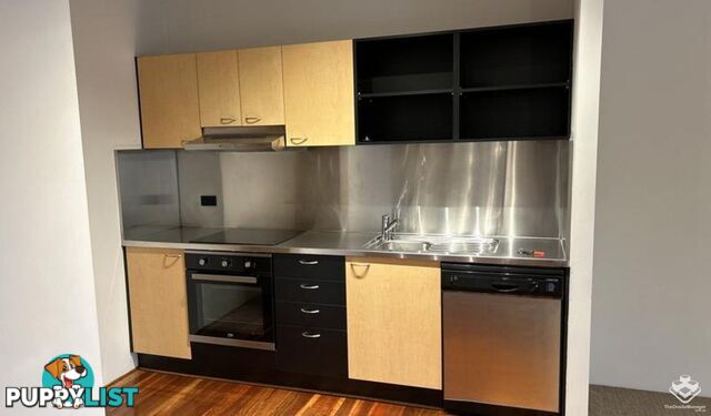 ID:21153767 139 Commercial Road Teneriffe QLD 4005