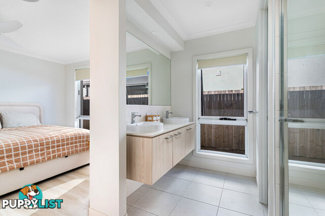 23 Vivienne Crescent Coomera QLD 4209