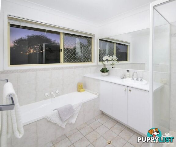 62 Park Avenue Sunnybank Hills QLD 4109