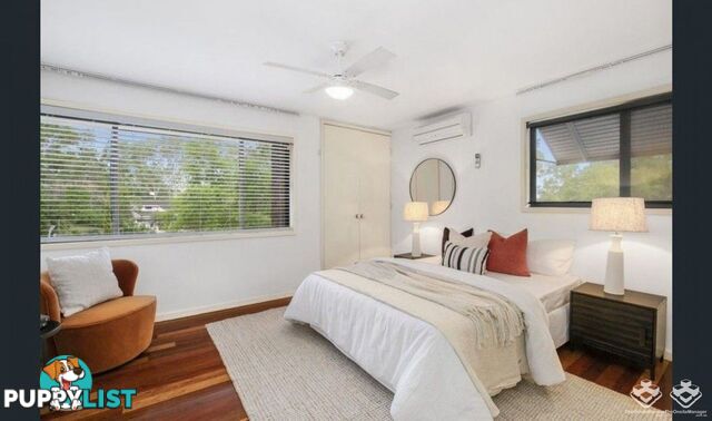 1 Lant Street Chapel Hill QLD 4069