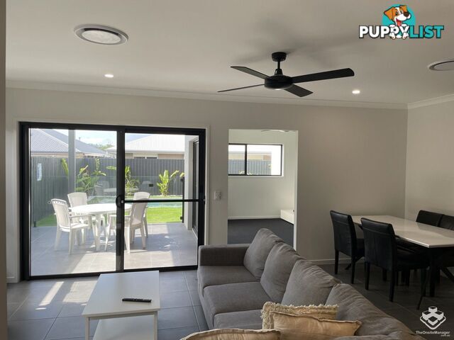 18 Blythe Street Palmview QLD 4553