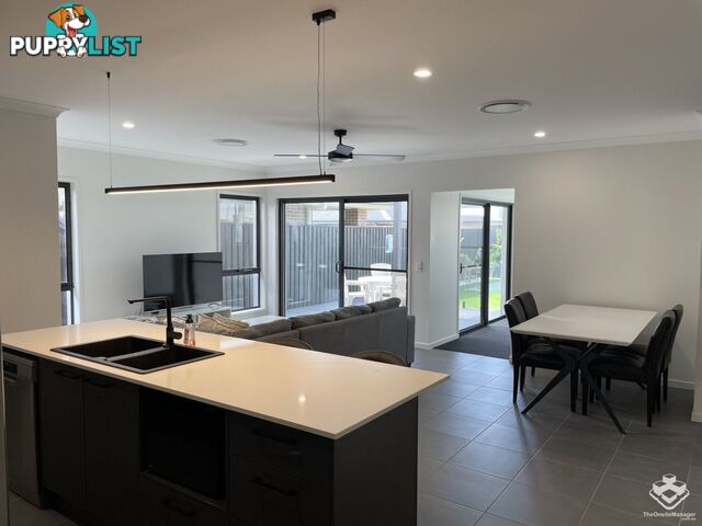 18 Blythe Street Palmview QLD 4553